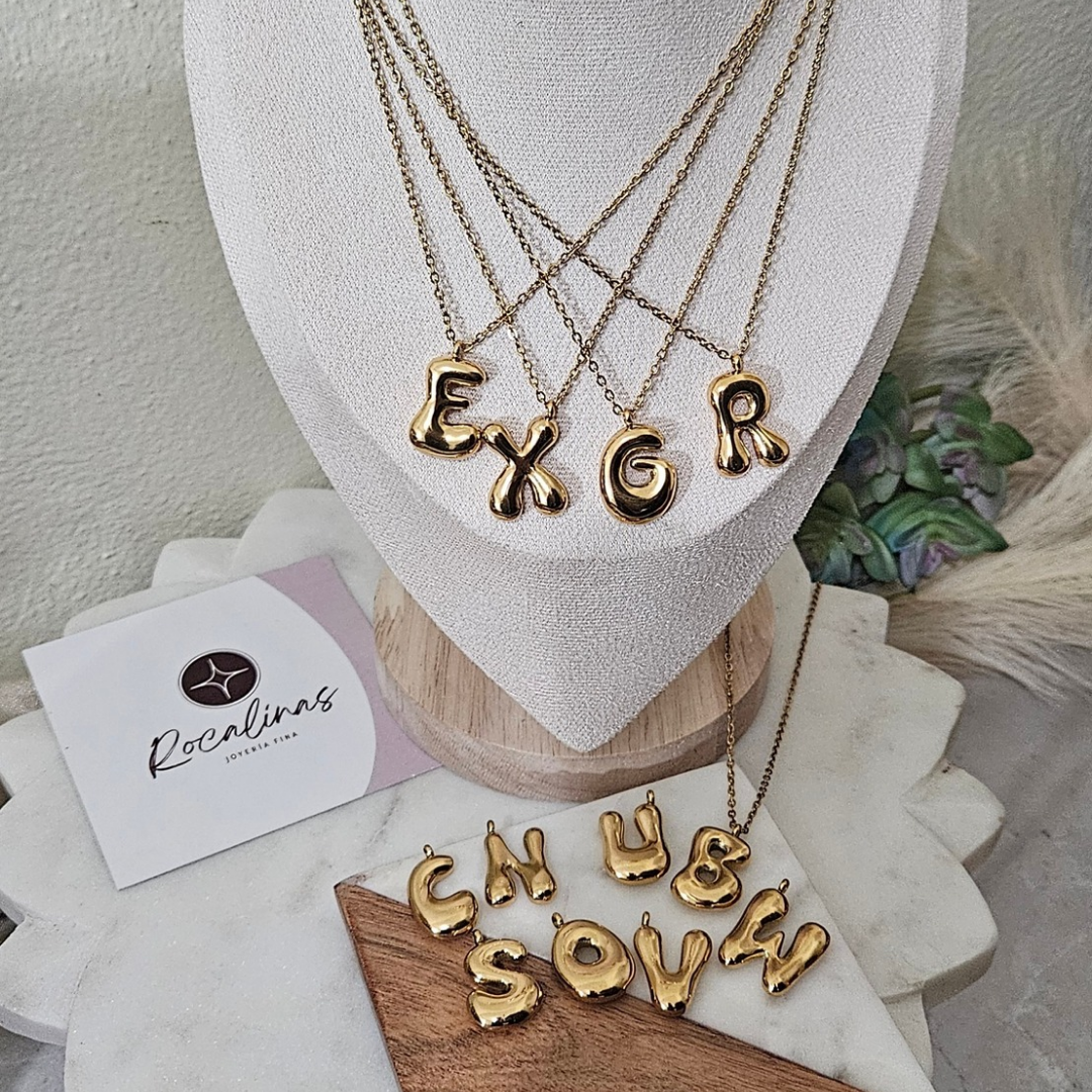 Collar Letras