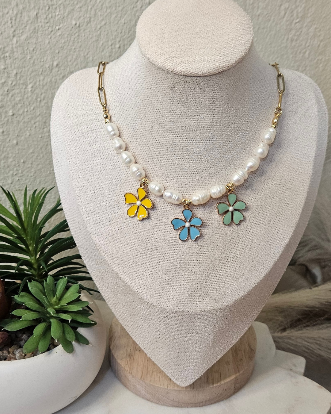 Collar Marla