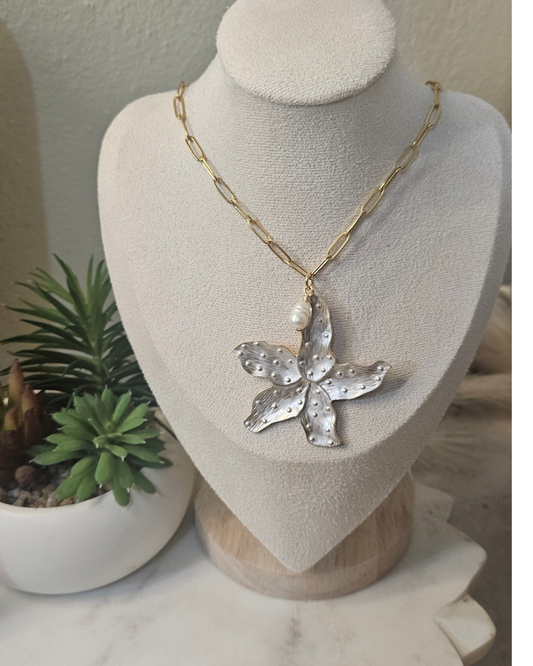 Collar Ivana