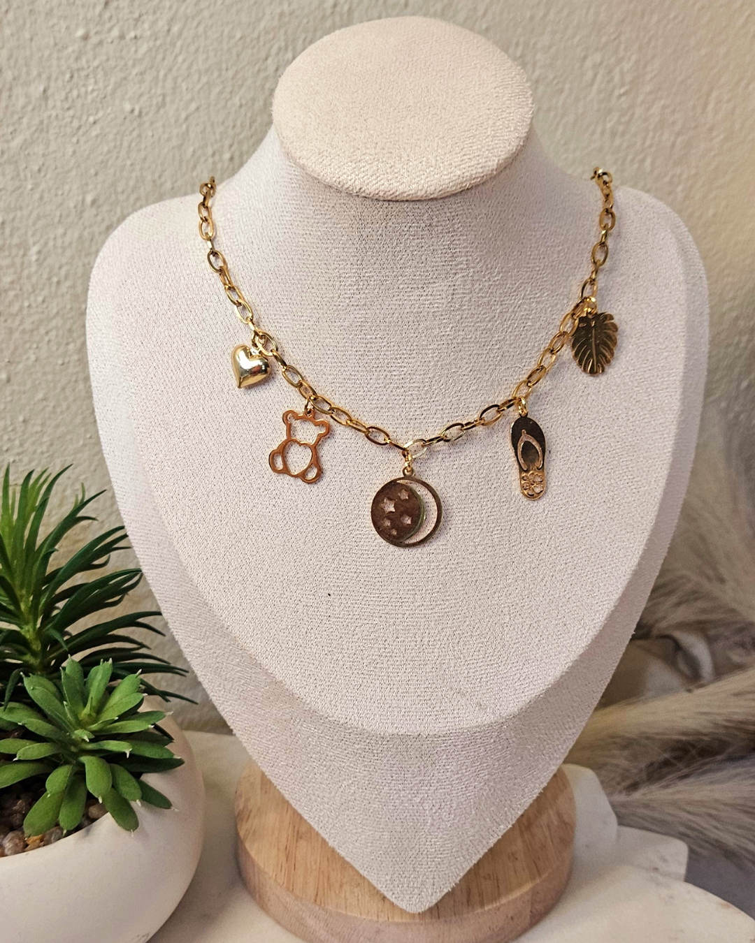 Collar Brianna