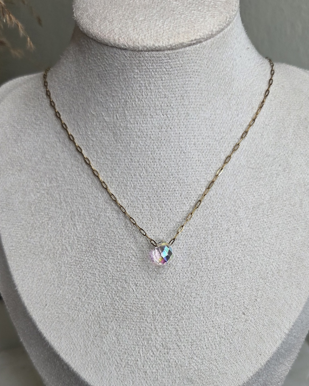 Collar Gota