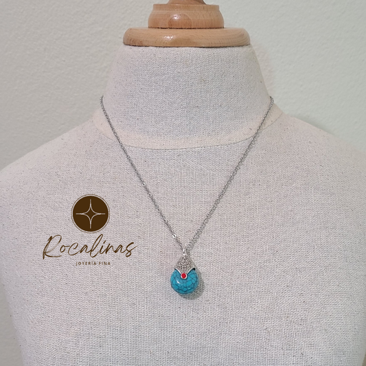 Collar Antik